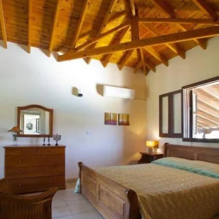 With Large Private Pool And Sea Views 65 Villa Protaras